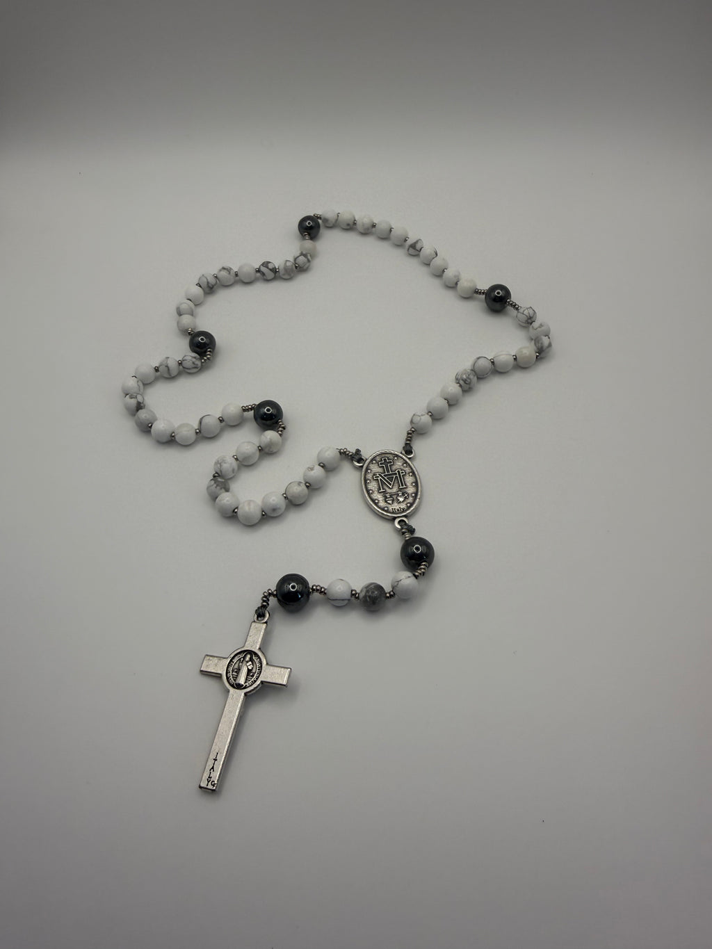 White Howlite & Hematite (Medium)